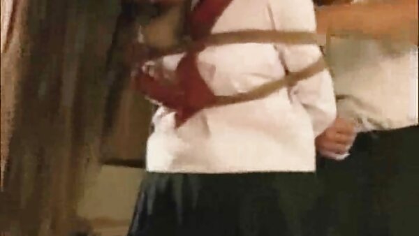 شهواني سمراء مجرفة القبضات لها مهبل رطب بشكل مكثف سكس نار مدبلج