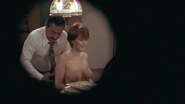 Bosomy الآسيوية xnxx مدبلج عربي lassie يحاول إرضاء صديقها مع المعتوه اللعنة الصلبة