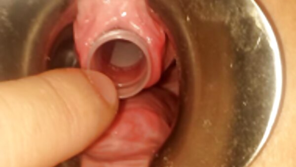 جرايسي جلام يعطي سكس هندي مدبلج اللسان لالتقاط الأنفاس