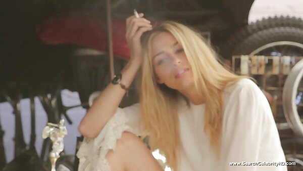 Juggy سمراء بالإصبع سكس مدبلج للعربية الملاعين كس وركوب الديك قاسية عكس