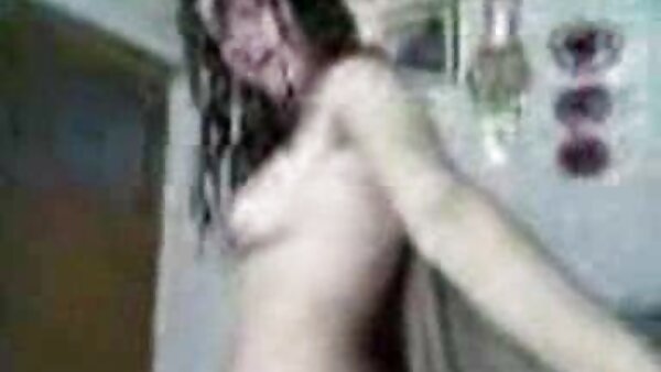 المتأنق يلتقط شقراء غير xnxx مدبلج عربي مقيدة التبول في مكان عام