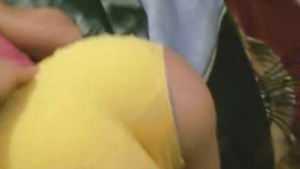 شقراء سكس عربي مدبلج ماكس فوندا تمتص ديك قبل الجماع الساخن والعاطفي