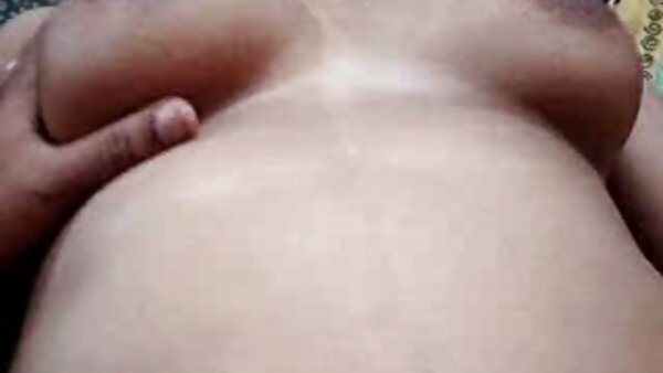 أصلع رأس المتأنق التدريبات امرأة سمراء صعبة أسلوب سكس سحاق مدبلج التبشير الزانية