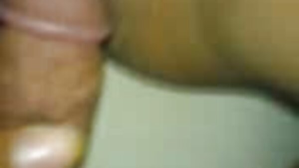 اثنين من فراخ emo عارية تظهر الحمير سكس هندي مدبلج المثالية
