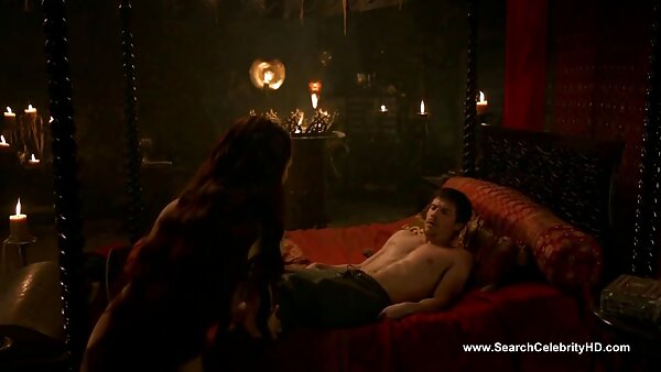 مانويلا تمارس الجنس مع نفسها في غرفة فيلم سكس مدبلج عربي الملابس