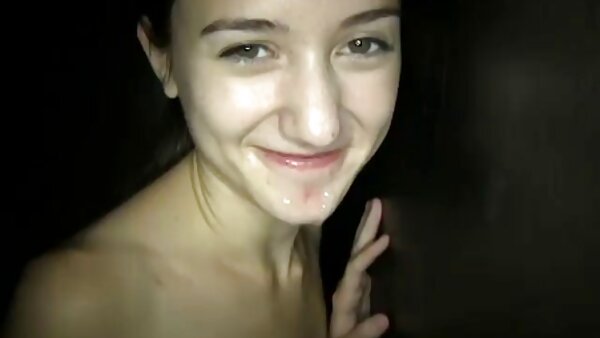 عاهرة الساخنة سكس اجنبي مدبلج عربي كالي تشيس و Kitti Lynxxx تمتص ديك