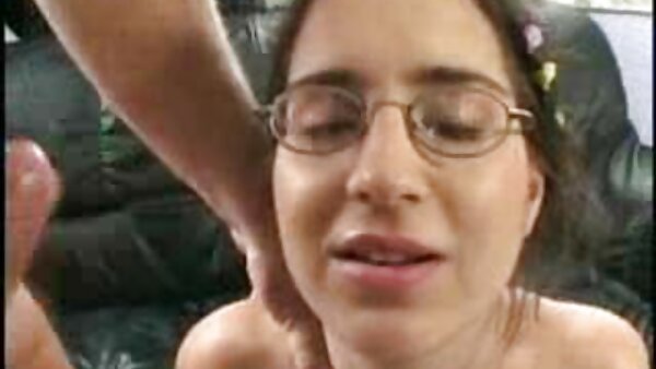 أصلع برأس وشم المتأنق الملاعين امرأة سمراء فلم سكس مدبلج للعربية شابة ترتدي شباك صيد زرقاء