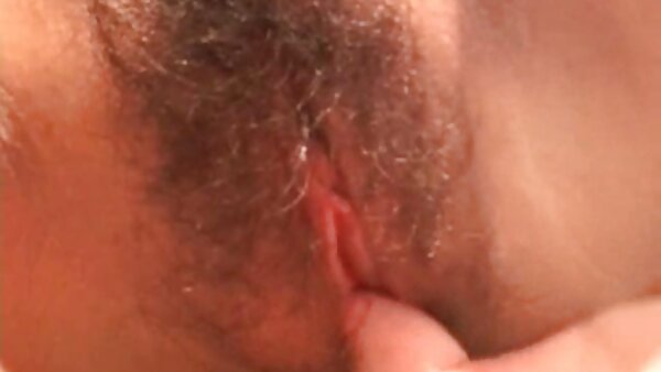 تتمتع فاتنة سكس مدبلج للعربية الشبق فريا دي بالجنس الجميل والرومانسي في الحديقة